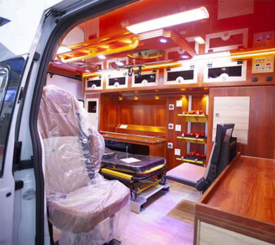 陇川县车辆内部展示