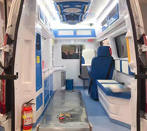 陇川县车辆内部展示