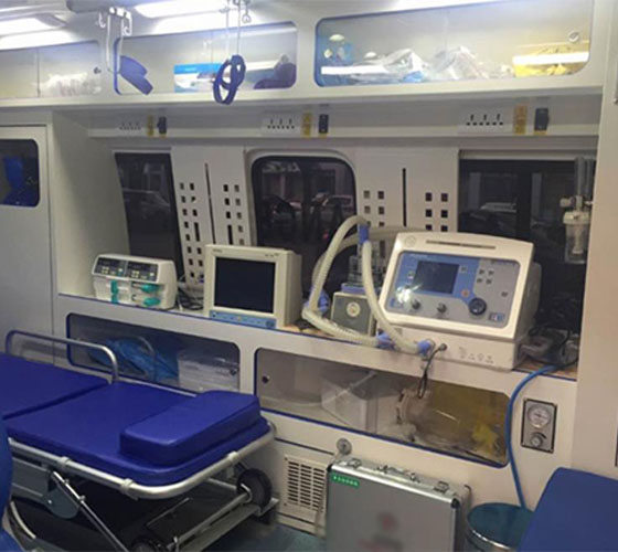 陇川县车辆内部展示